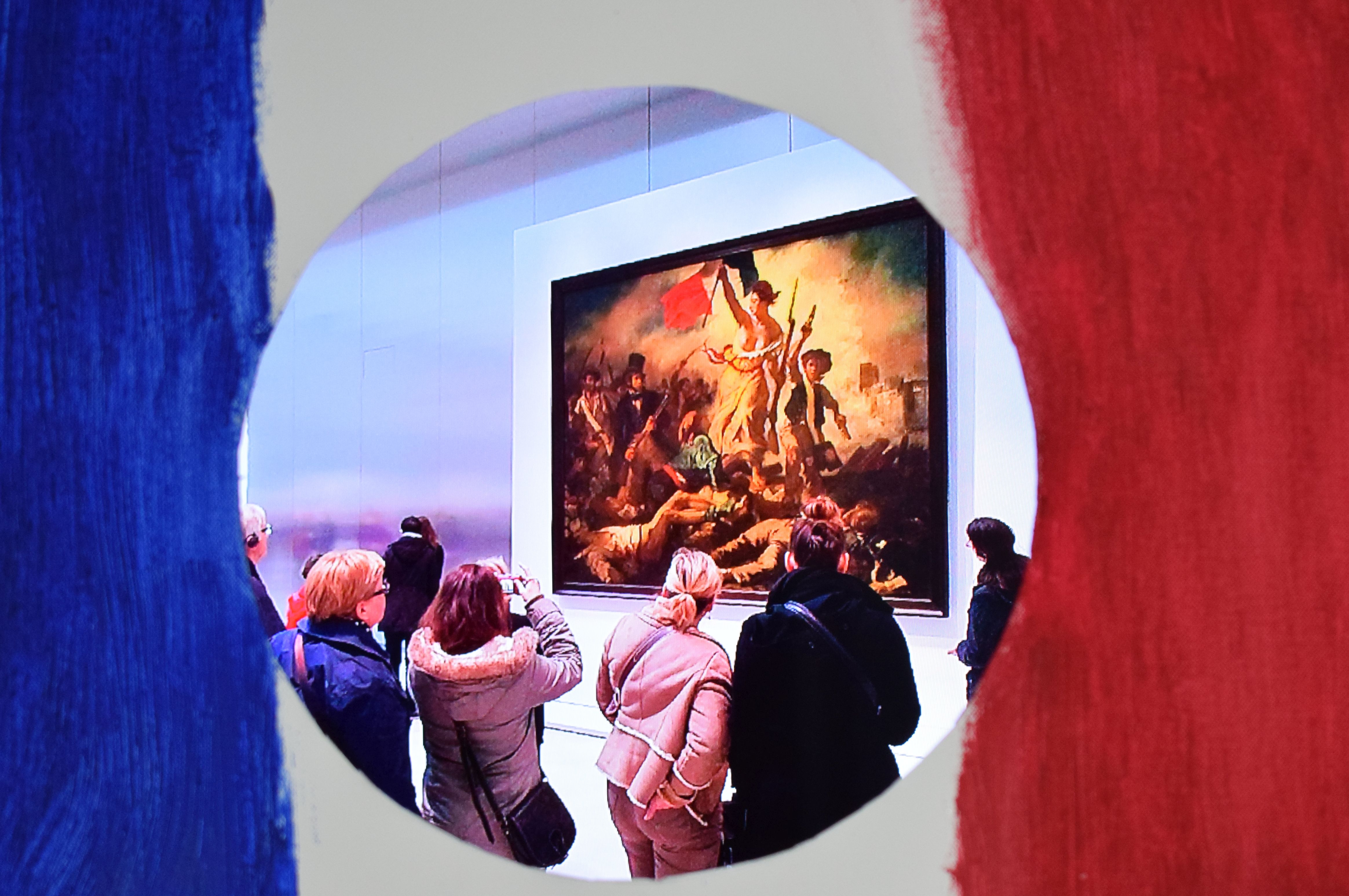 Poveştile clipei: „14 Iulie/14 Juillet”