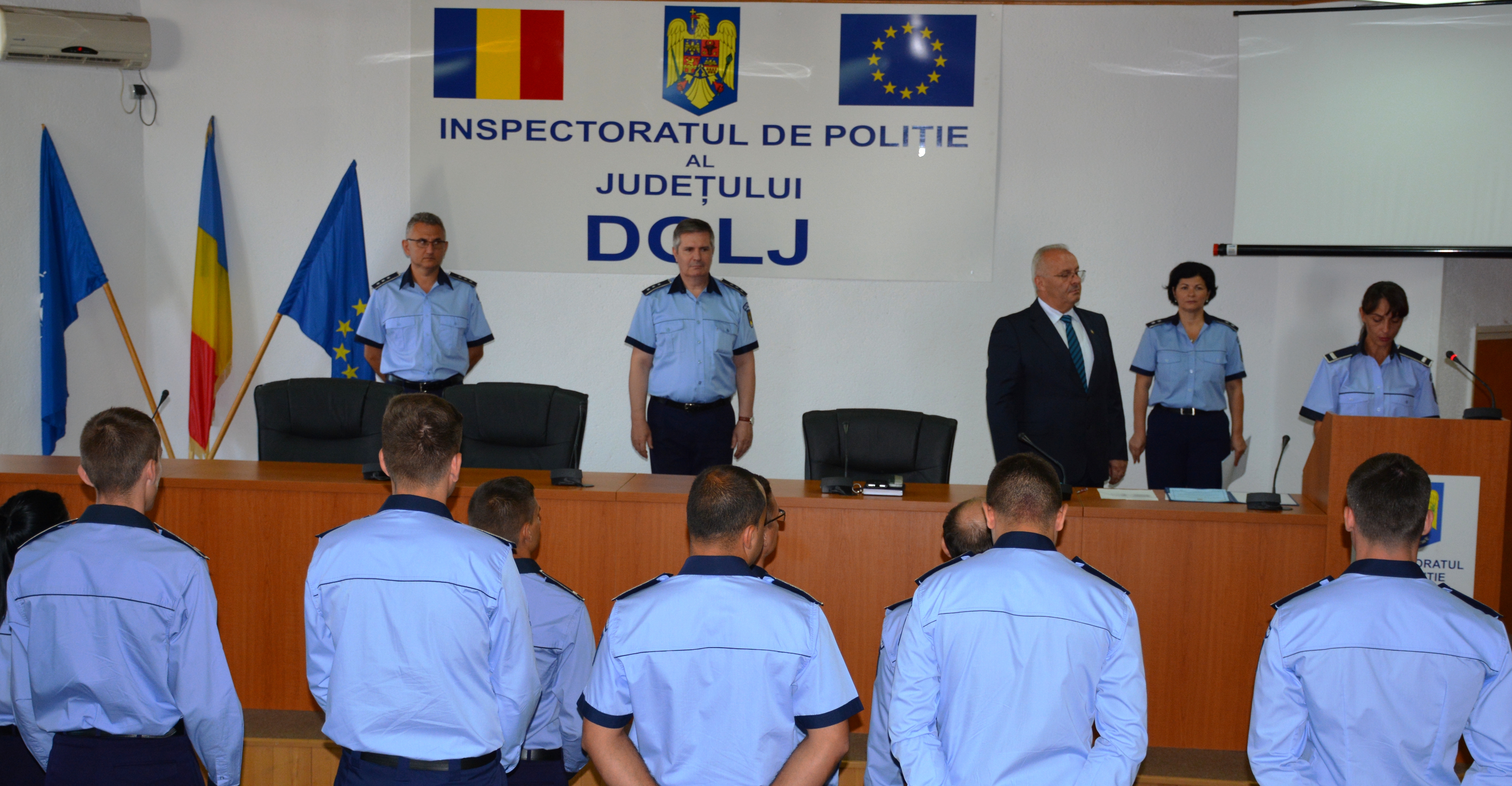 Politistii din sursa externa au depus juramantul