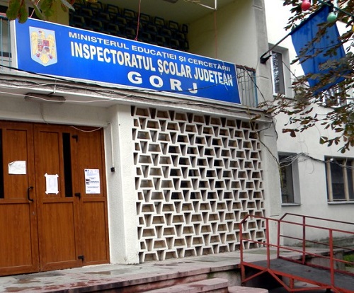 Începe evaluarea directorilor de şcoli