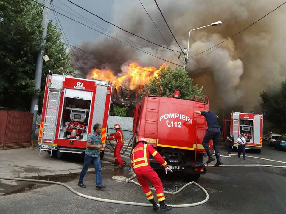 UPDATE: Incendiul de pe Stefan cel Mare