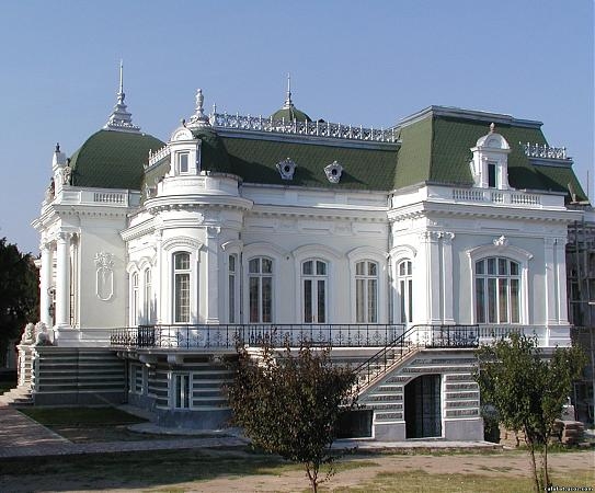 Muzica în Palatele României