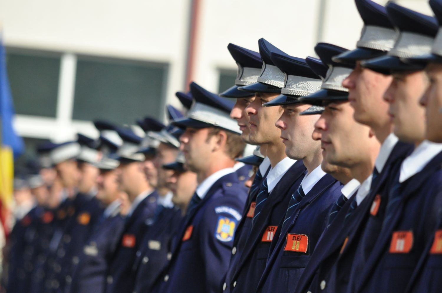 15 doljeni au castigat concursul de recrutare al IPJ