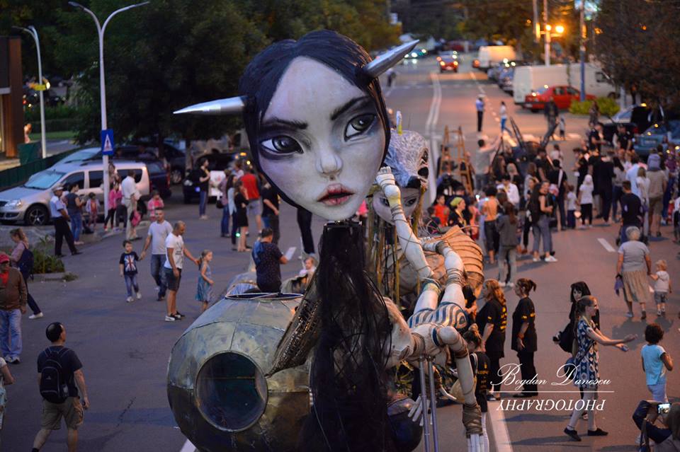 Puppets Occupy Street – evenimentele de luni, 29 august