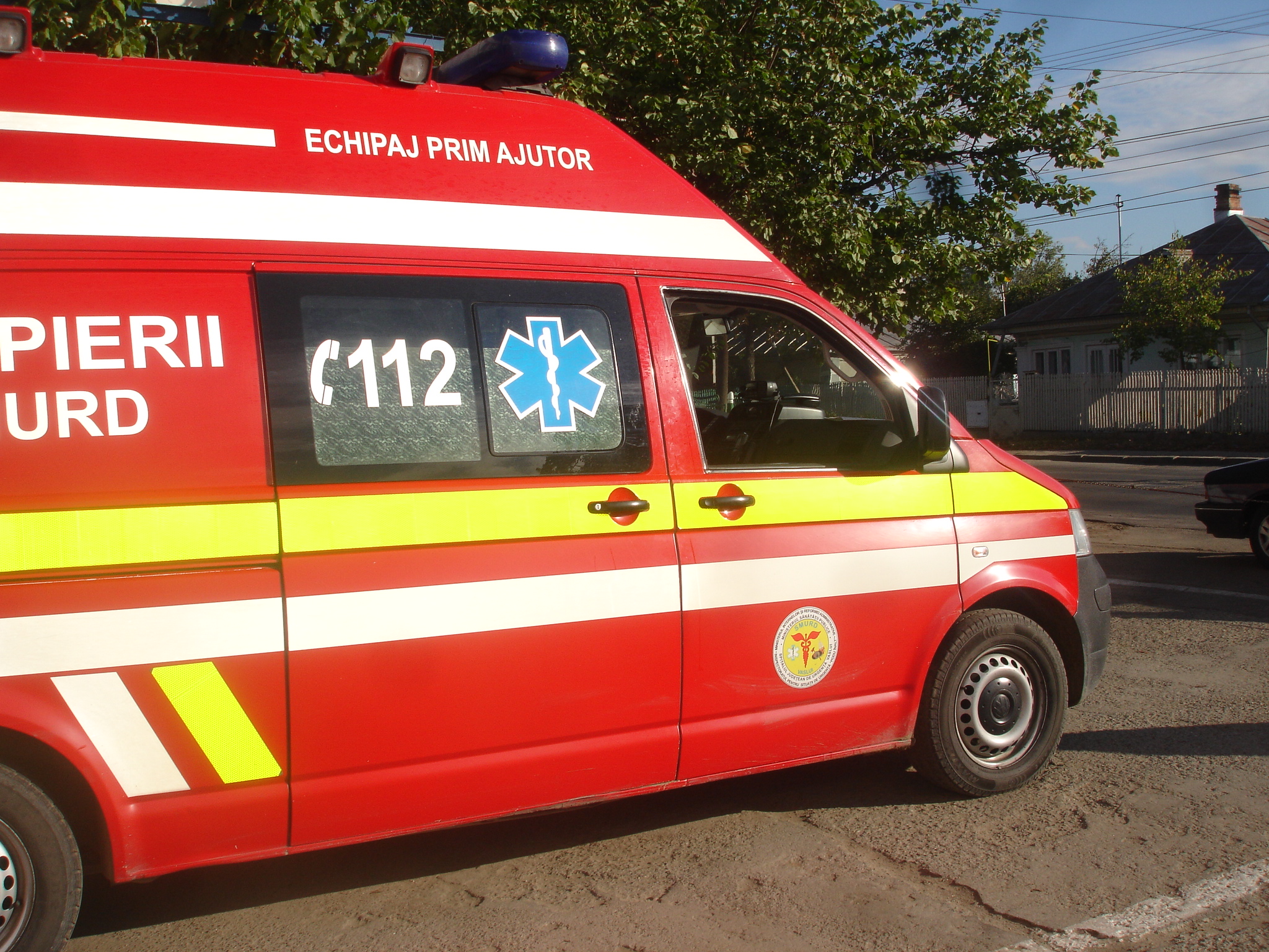 Olt: 6 raniti intr-un conflict in Branet