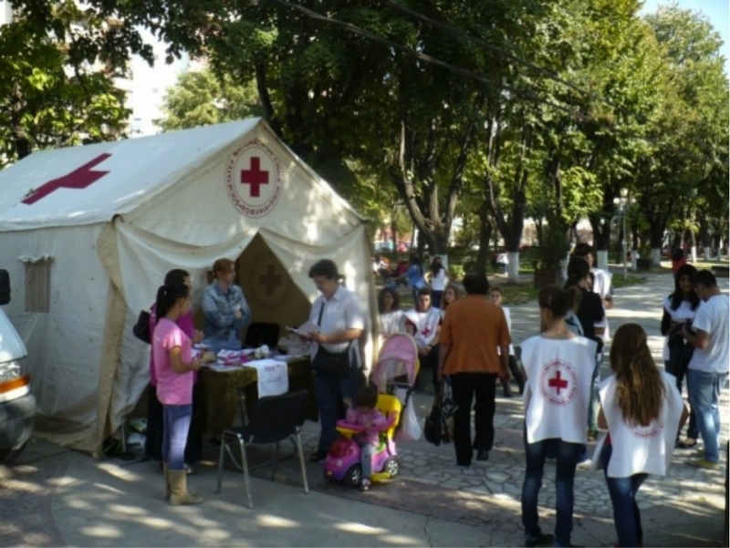 Punct de prim-ajutor anticaniculă la Pitești