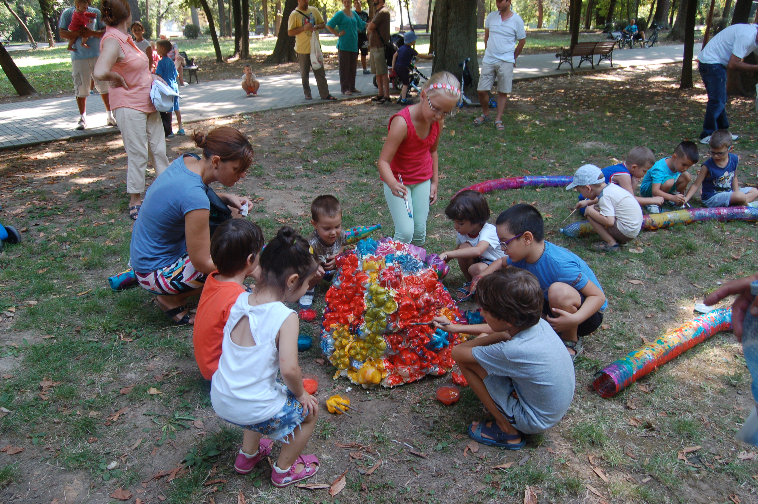 Craiova: Inscrieri la Atelierele de creatie Puppets Occupy Street!