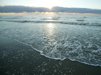 Calitatea apei mării, pe Litoral, este atent controlată de specialişti (audio)