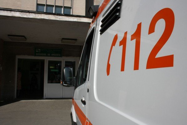 Accident Arges: 13 persoane transportate la spital