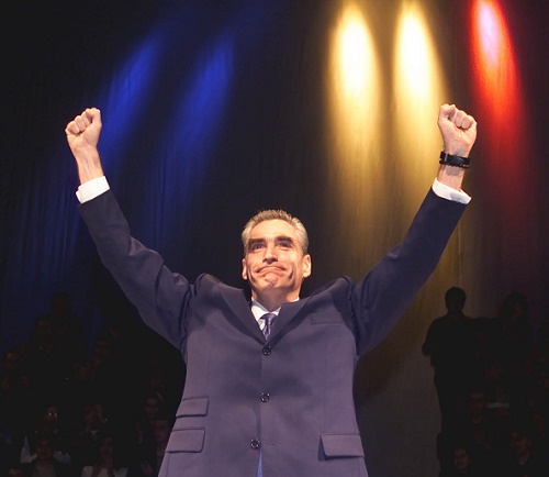 Petre Roman îşi poate relua mandatul de parlamentar