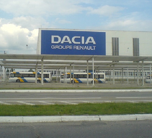 Logan MCV va fi produs la uzina de la Mioveni şi la uzina din Tanger