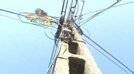 Listele cu datornici, afișate în baruri