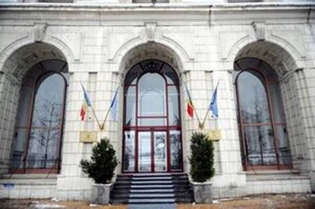 Parchetul General continuă investigaţia privind Ordonanţa de Urgenţă 13