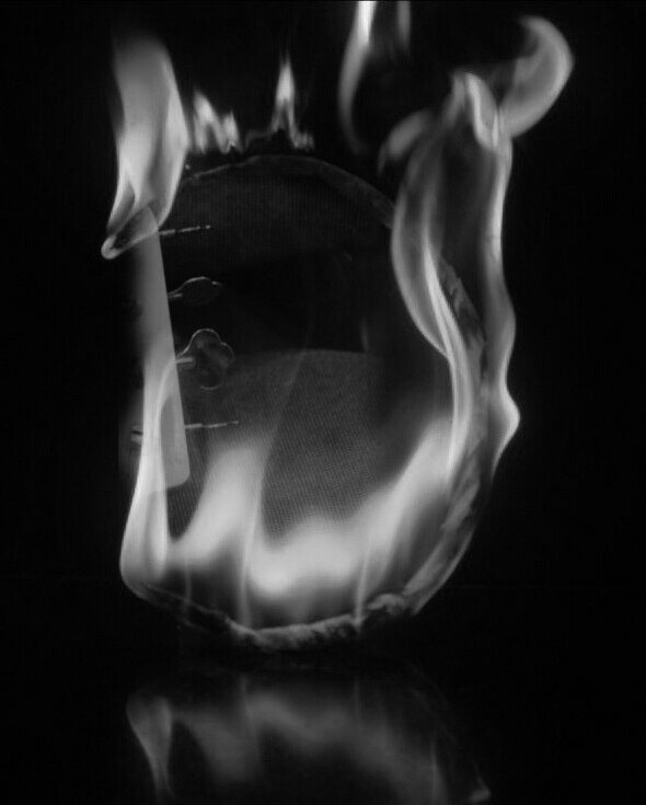 Poveştile clipei: „Vise de azbest în infernul #colectiv”