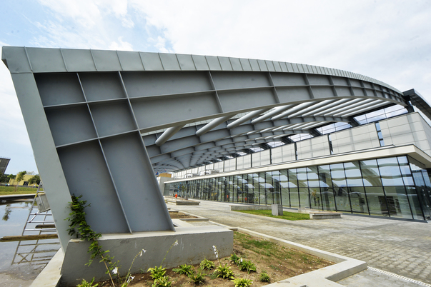 Laserul de la Măgurele, din nou în atenţia publică