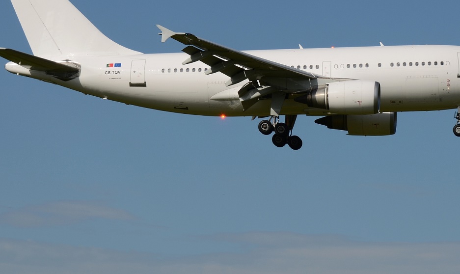 TAROM renunţă la cea mai mare aeronavă a sa