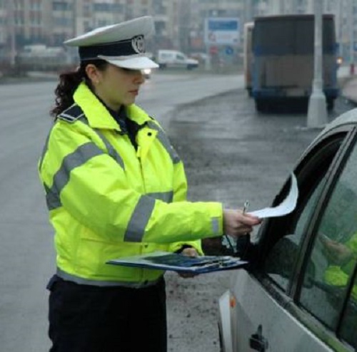 2.500 lei, amenda pentru lipsa anvelopelor de iarnă