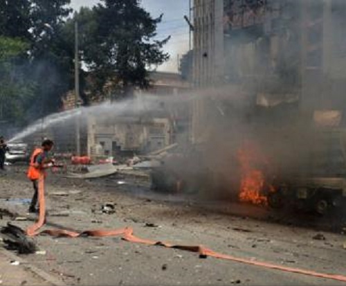 Continuă bombardamentele în Alep