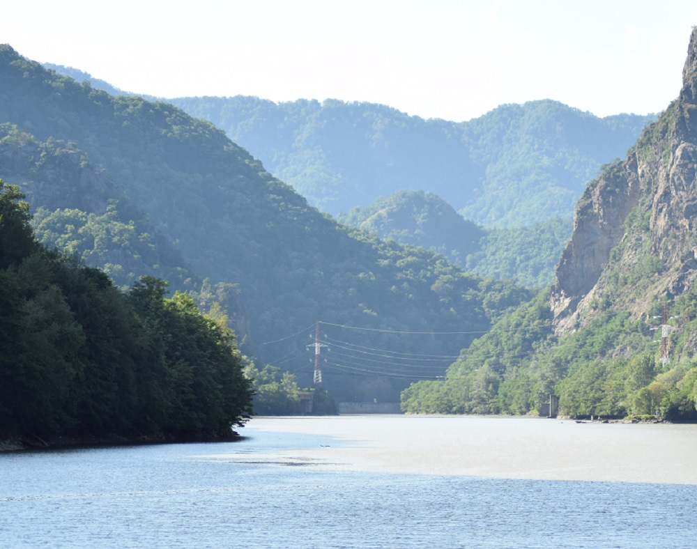 Azi despre ieri – 5 noiembrie 2016