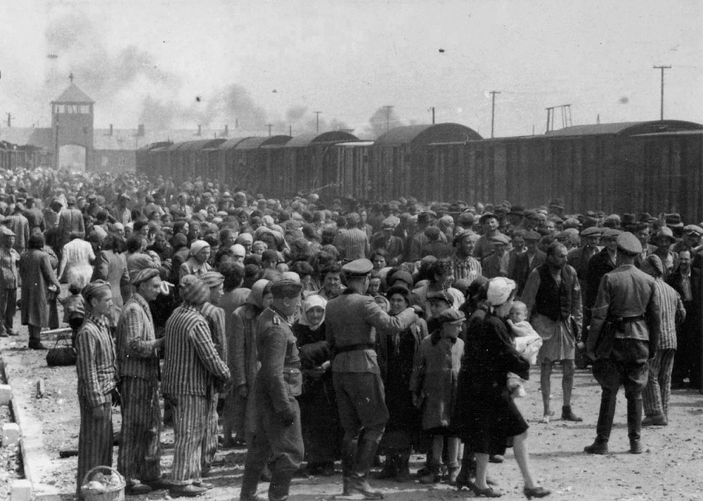 Ziua Nationala de Comemorare a Victimelor Holocaustului