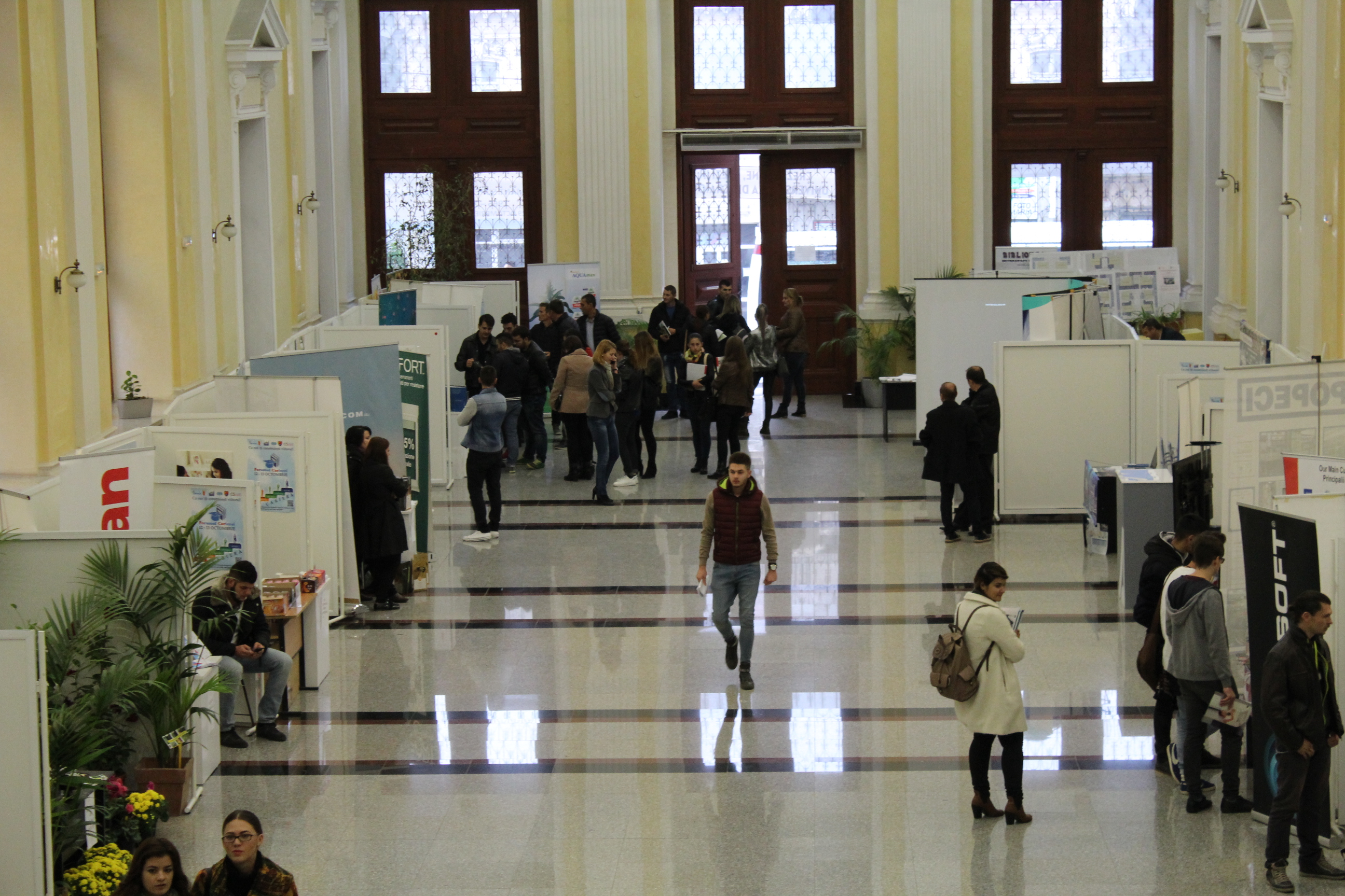 (Audio) Evenimente de anvergură la Universitatea din Craiova