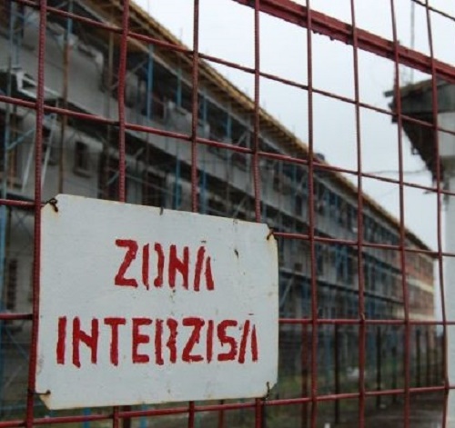 Angajaţii din penitenciare protestează