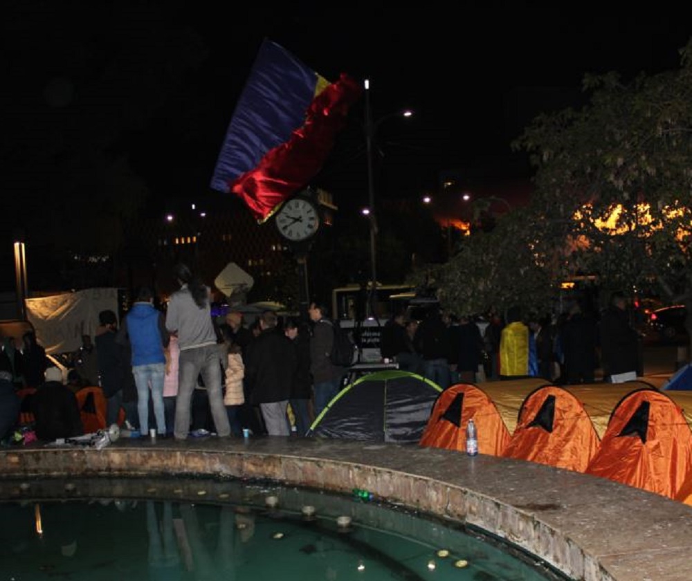 Protest în Piața Universității (audio)