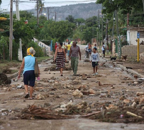 Un român va conduce echipa care va evalua pagubele produse de uraganul Matthew