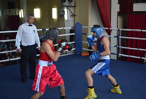 Trei medalii pentru pugiliștii craioveni