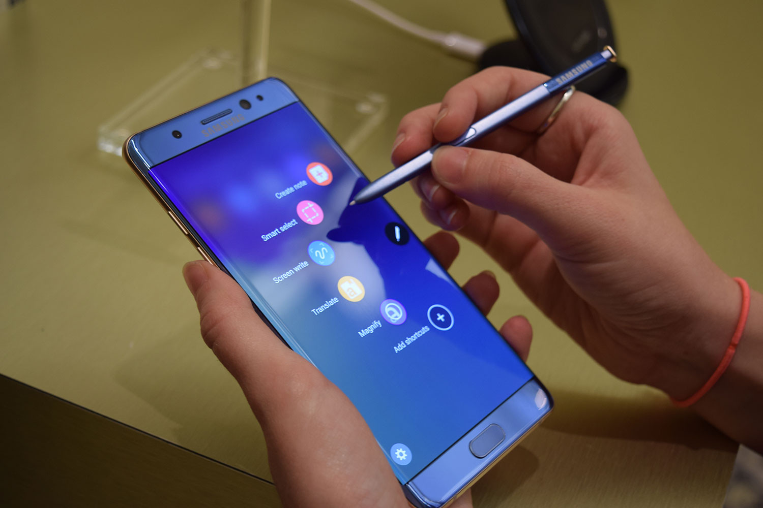 Utilizatorii de Galaxy Note7 pot cumpara Galaxy S8 sau Note 8 la jumatate din pret cand vor aparea