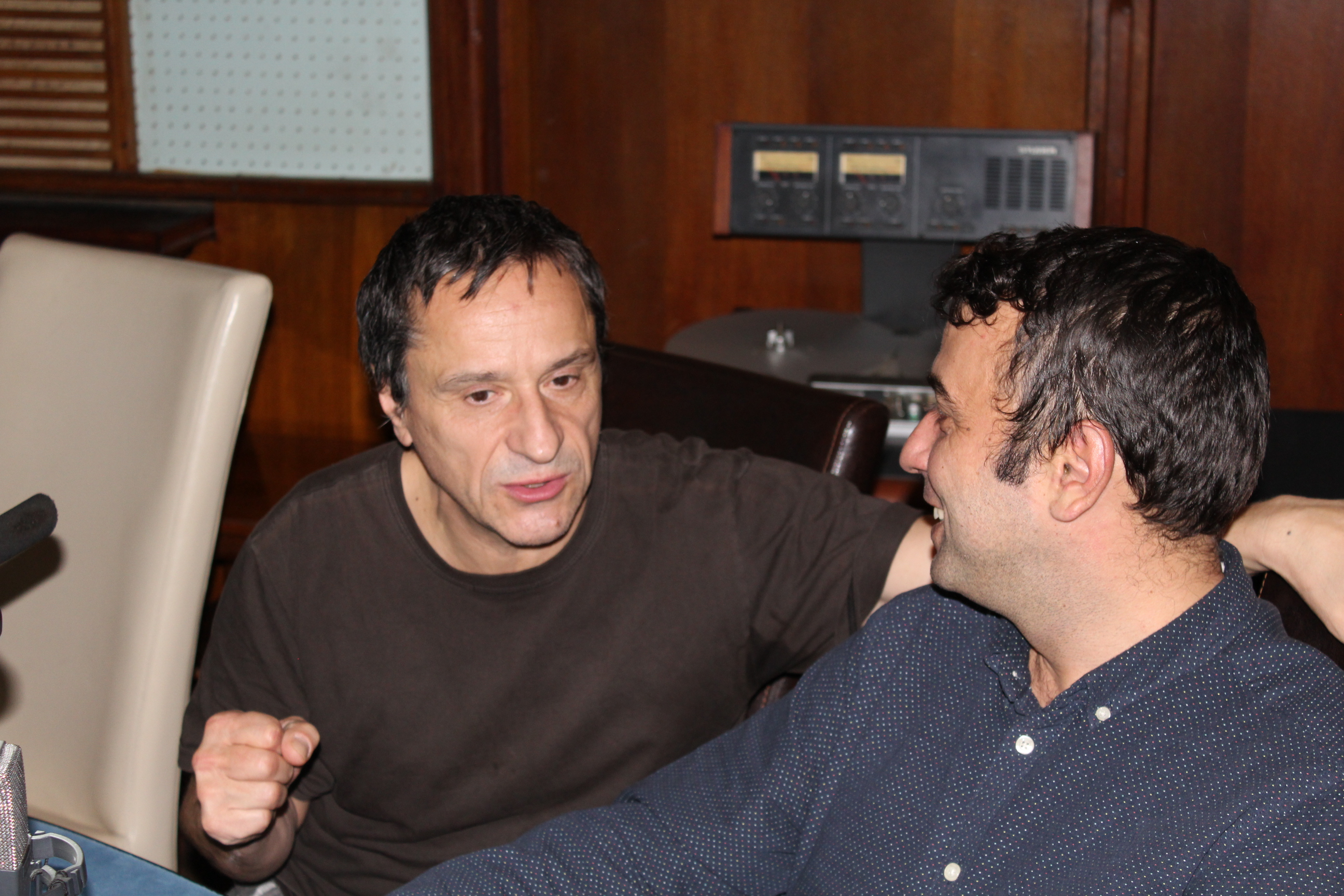 Claudiu Bleonț, despre teatru, radio, scrimă și… olteni!