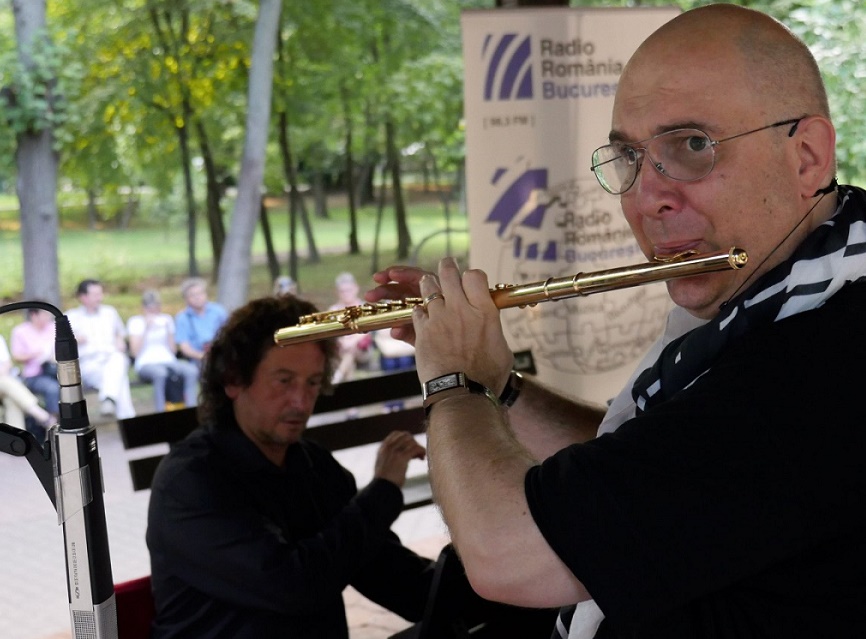 Eliminarea taxei radio criticată de reprezentanţi ai vieţii culturale româneşti (audio)