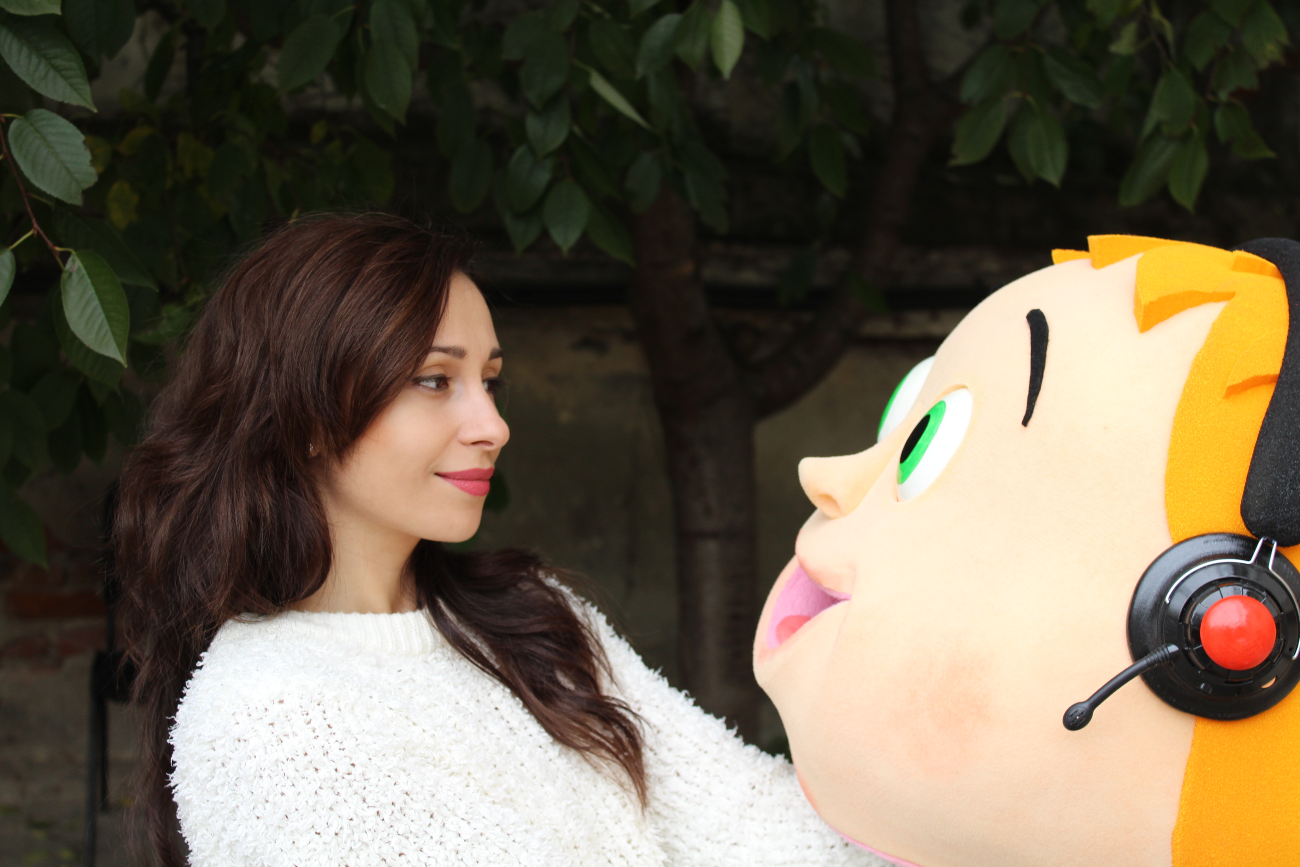 Fiți alături de ea și ascultați “ Special pentru tine “ !