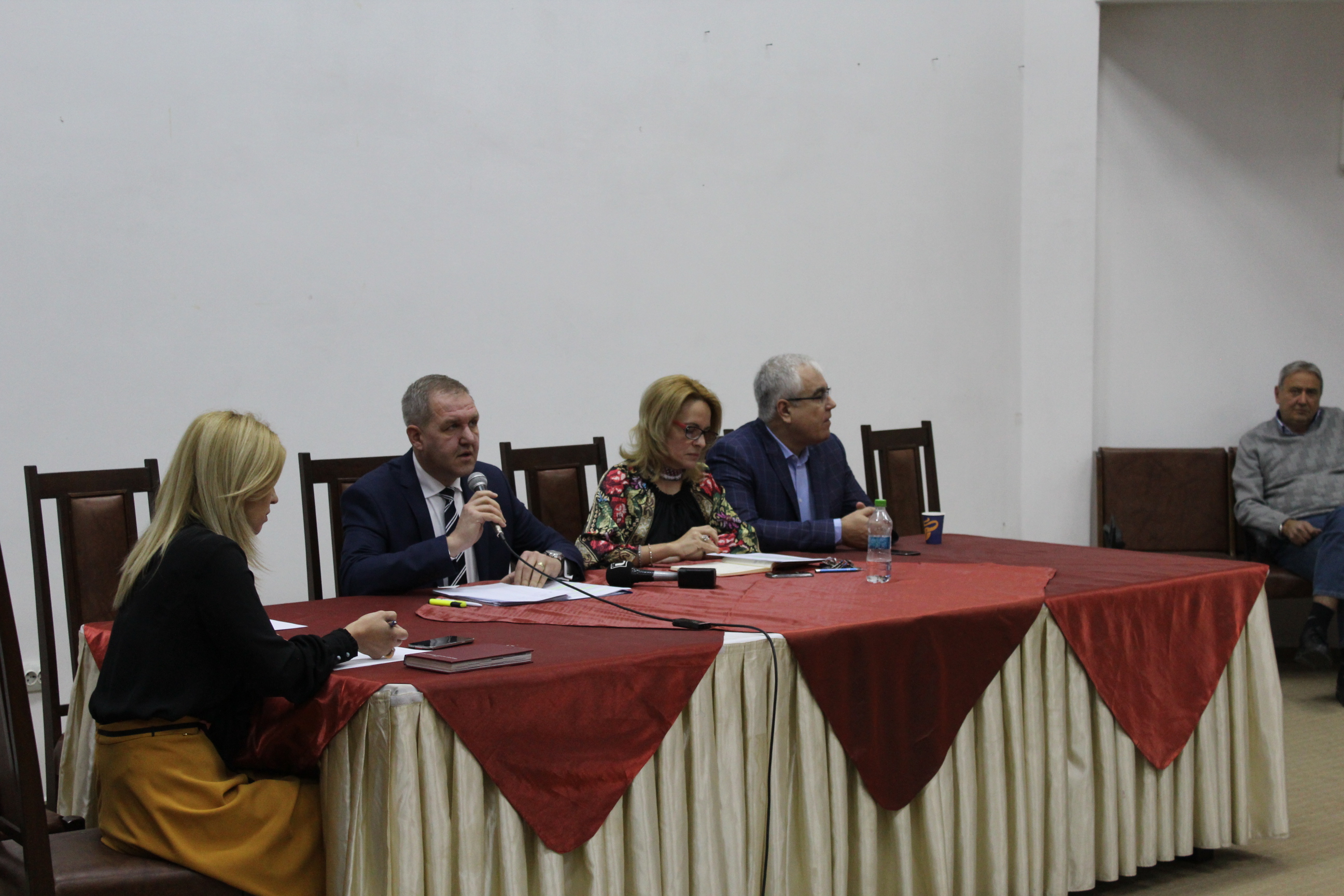 30 de contestații depuse în județul Dolj pentru concursul de directori de școli