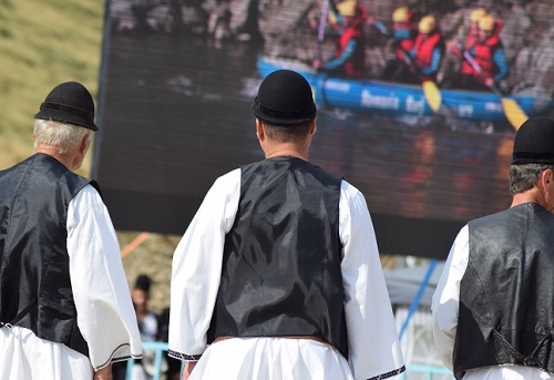 Azi despre ieri – 16 noiembrie 2016