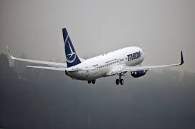 TAROM suspendă patru curse