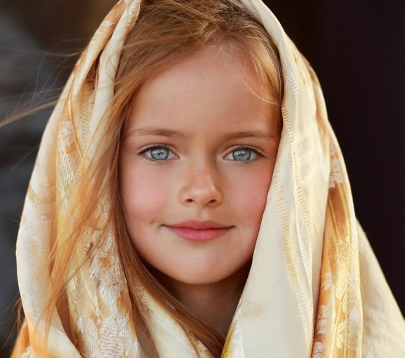 Cea mai frumoasă fetiță din lume