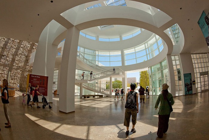 6 muzee pe care le poți vizita fără să ieși din casă