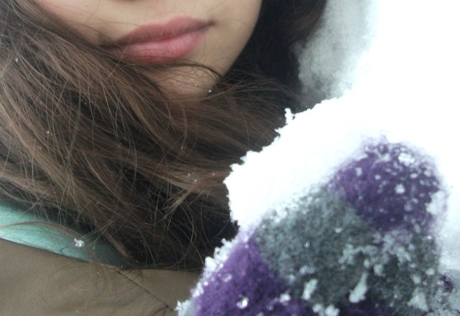 Primii fulgi de nea în București (audio)