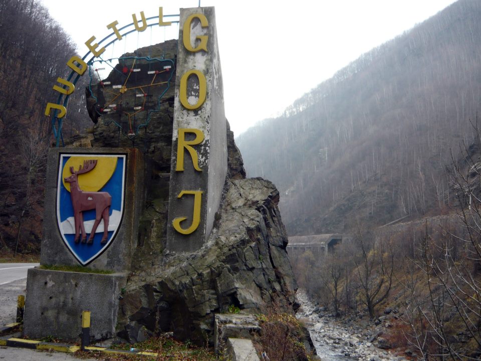 Bani pentru localitatile afectate de inundatii din Gorj