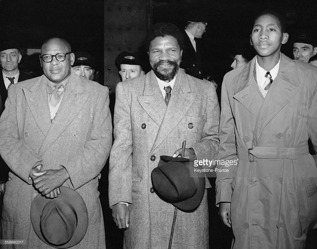 Cea mai lungă domnie din istorie. Regele Sobhuza al II-lea a domnit 82 de ani şi a avut 70 de soţii