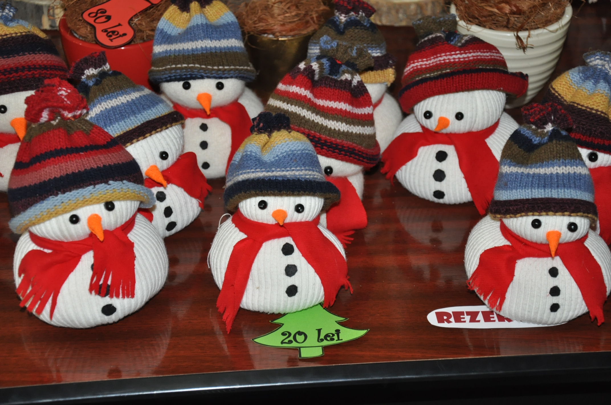 (video+audio) S-a deschis Târgul Winterland – expoziţie cu decoraţiuni de Crăciun, ediția 2016