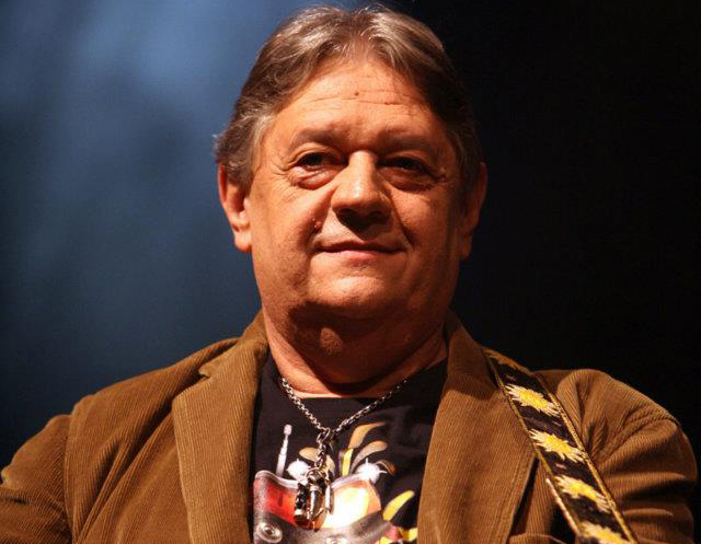 (Audio) Mircea Vintilă: „Mă bucur să văd români veseli de ziua lor!”