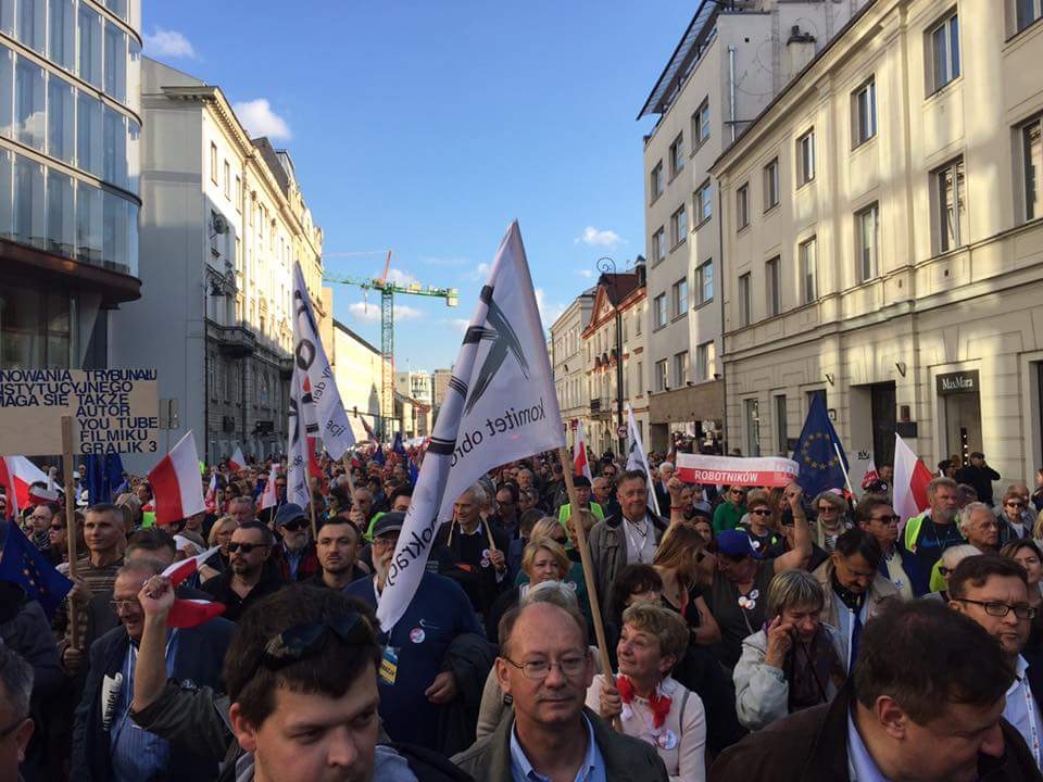 Continuă protestele în Polonia