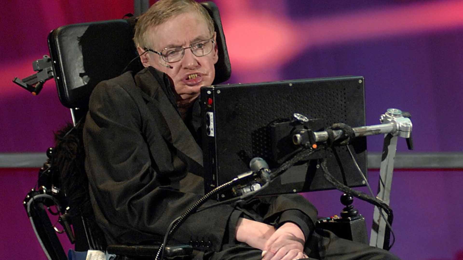 Stephen Hawking, internat într-un spital din Roma după ce starea lui de sănătate s-a deteriorat