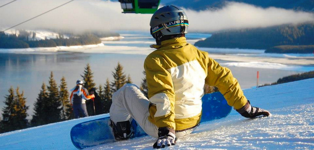 Peste 50.000 de turisti in statiunile din judetul Valcea, de Revelion!