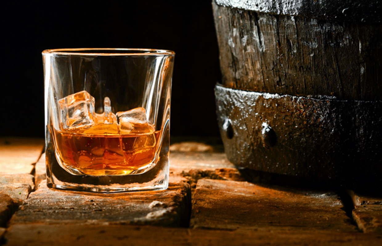 Care este diferenţa dintre whiskey şi whisky?