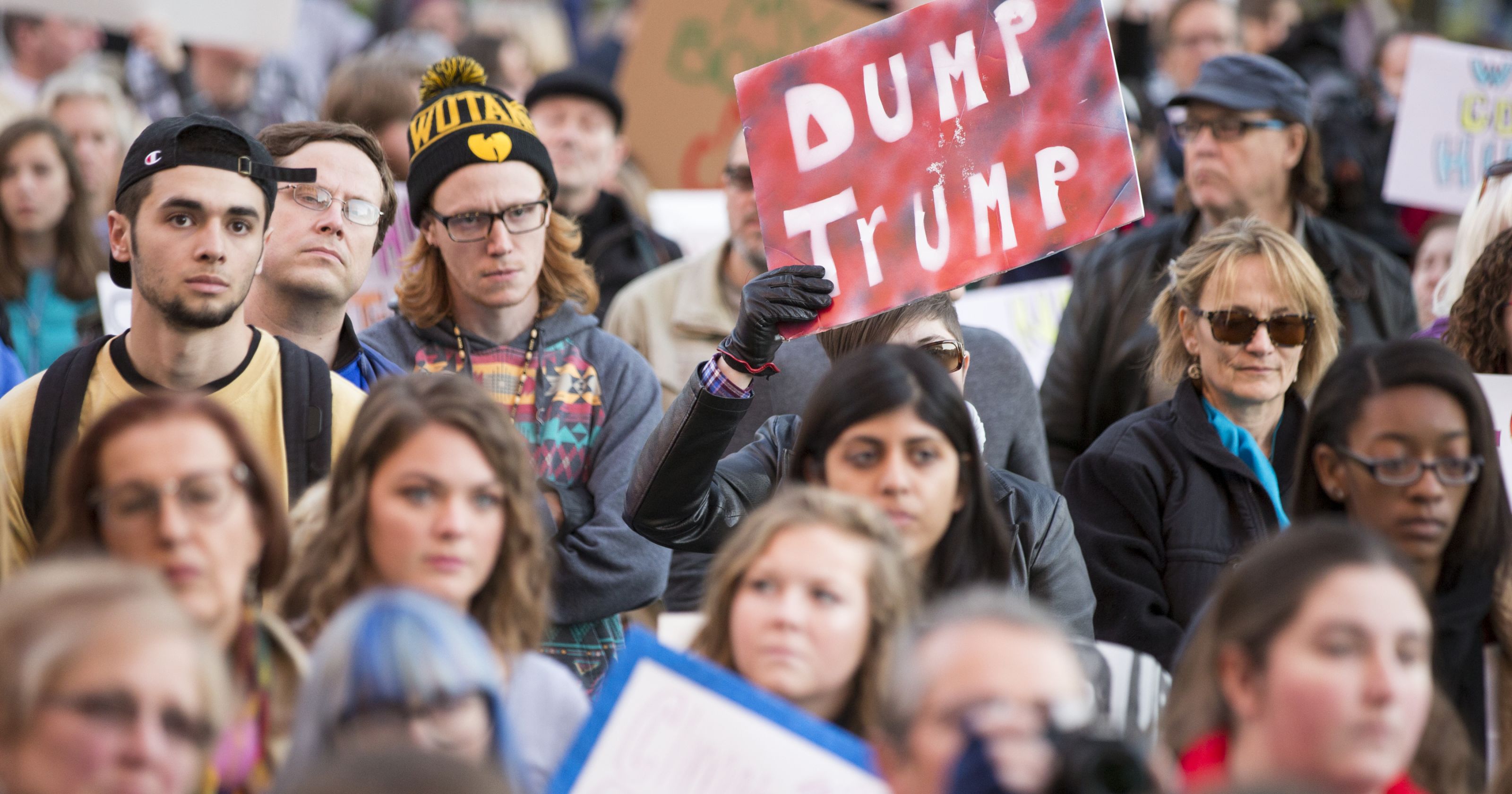 Mai multe vedete de la Hollywood organizează un marş anti-Trump la Washington