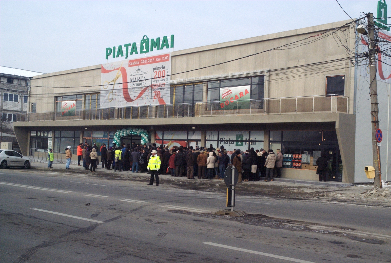 S-a deschis Piața 1 MAI