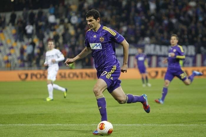 CS Universitatea Craiova se întăreşte