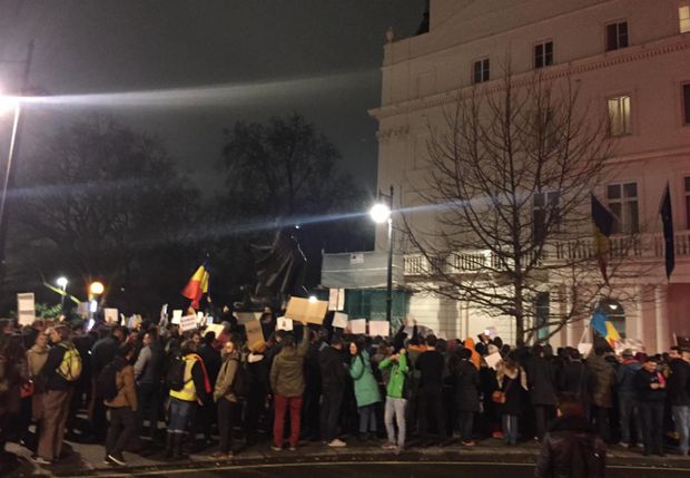Proteste în străinătate (audio)